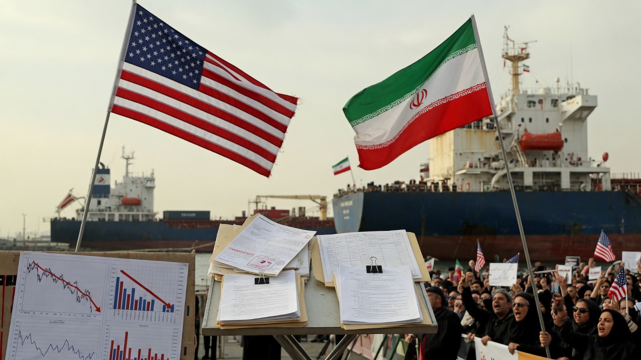 US Intensifies Sanctions on Iran as War Drags On, Shrinking Trade 35%